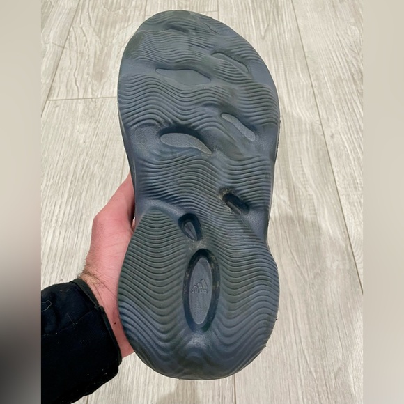 Authentic Yeezy foam runners size 10 great condition. Color midnight Blue/black - Picture 10 of 15
